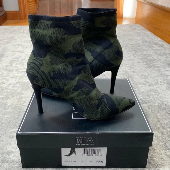 MIA McKinley bootie - Picture 2 of 9